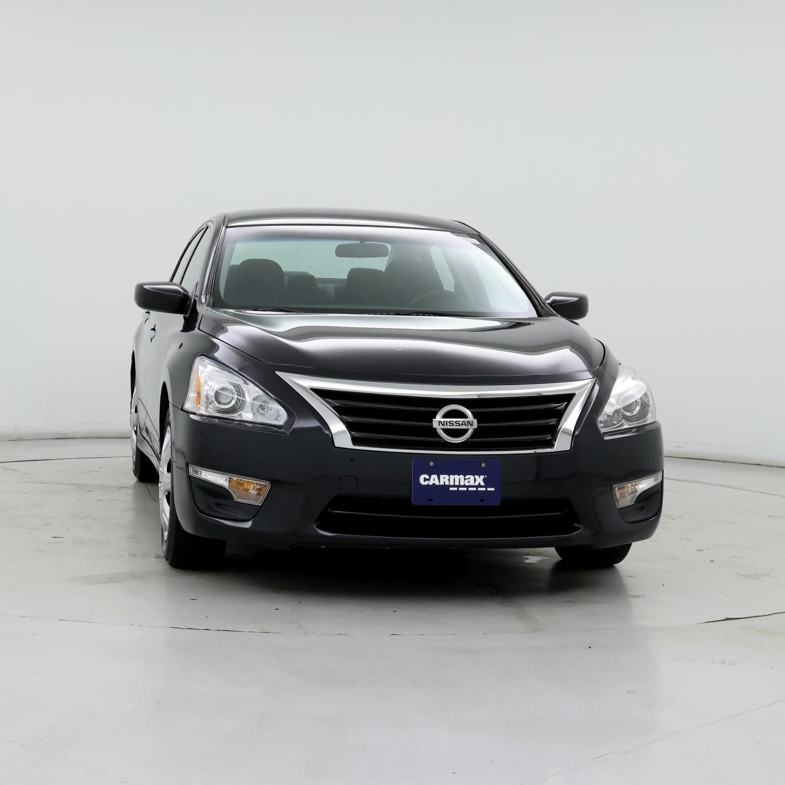Thumbnail: 2015 Nissan Altima - 5