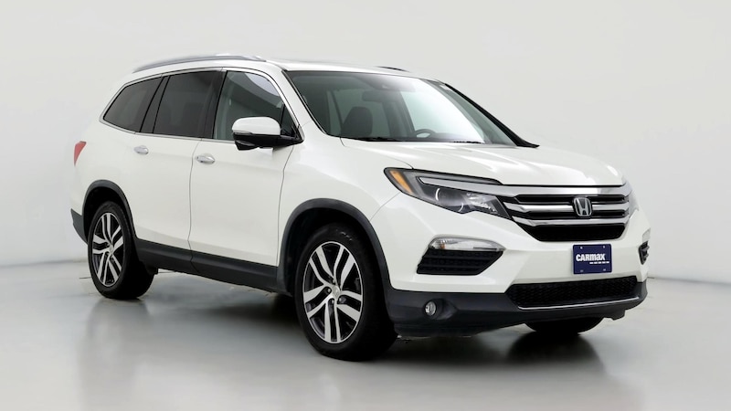 2017 Honda Pilot Touring Hero Image