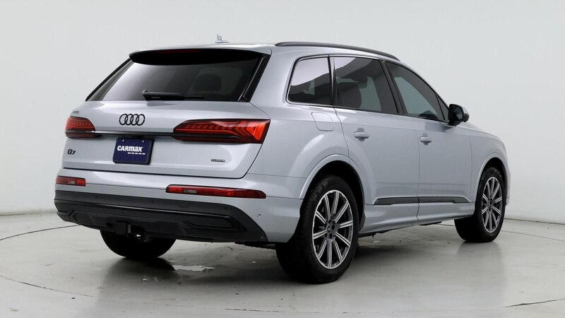 2023 Audi Q7 Premium Plus 8