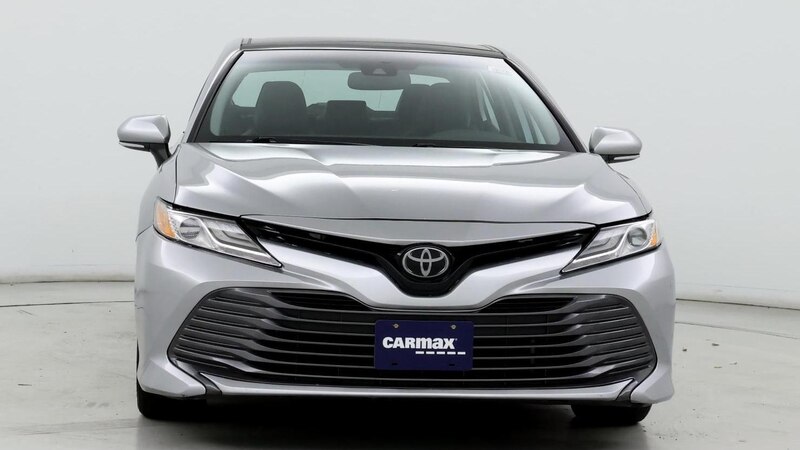 2019 Toyota Camry XLE 5