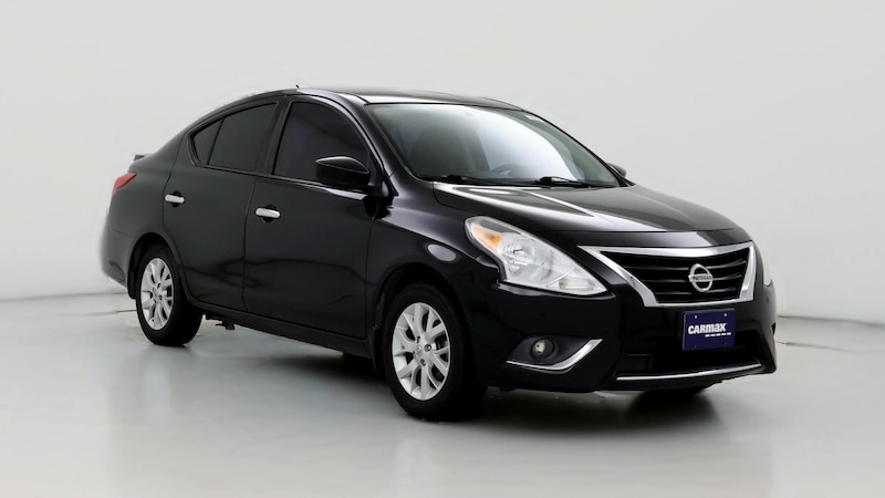 2015 Nissan Versa SV Hero Image