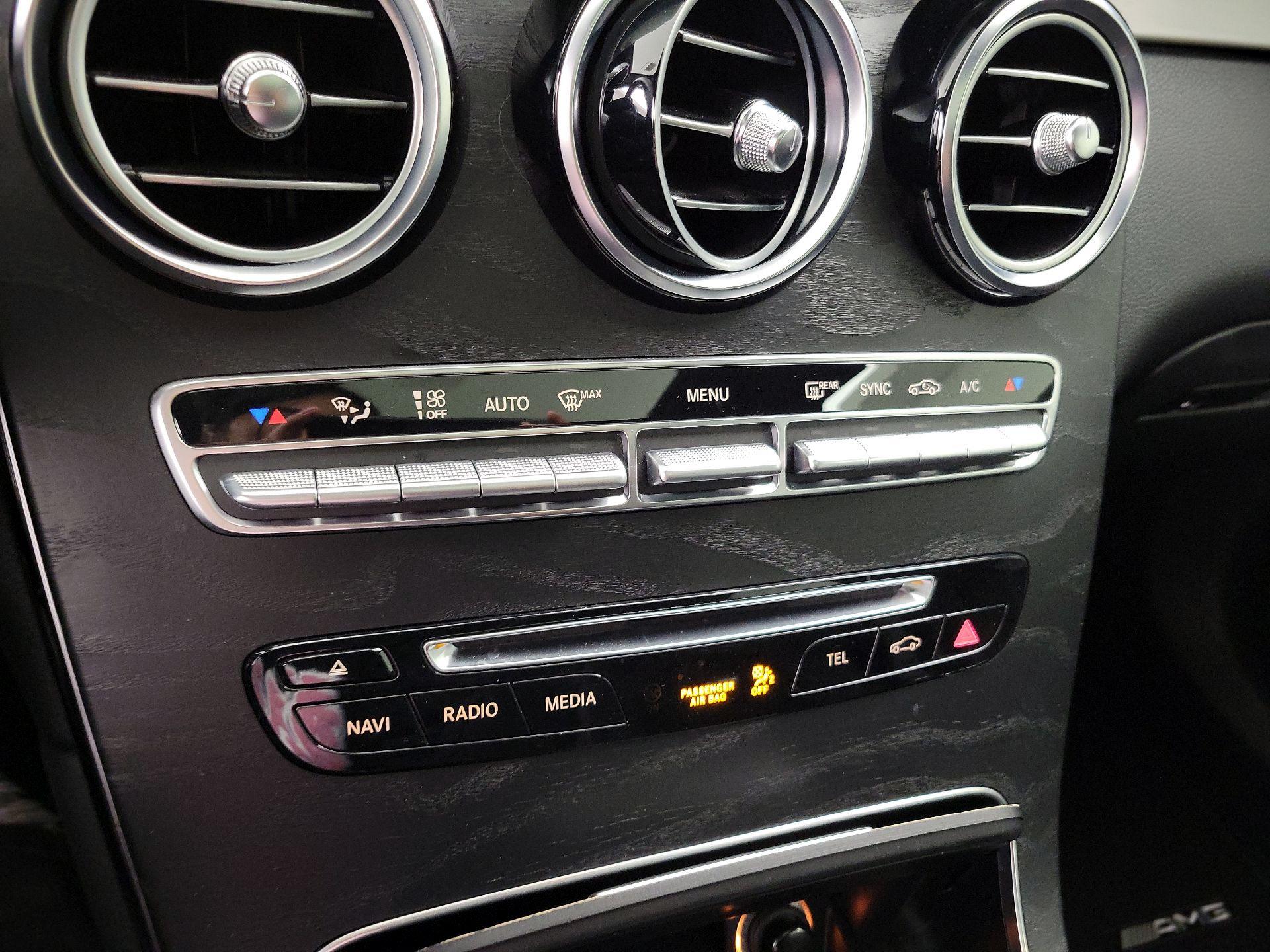 Thumbnail: 2019 Mercedes-Benz GL-Class - 16