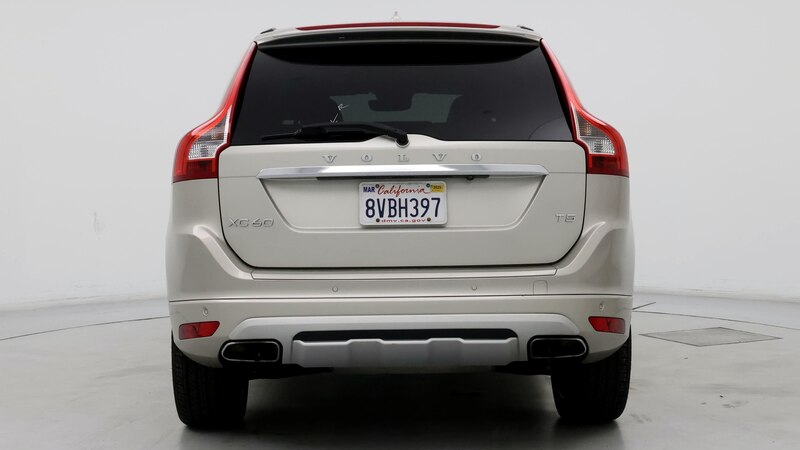 2017 Volvo XC60 T5 Dynamic 6