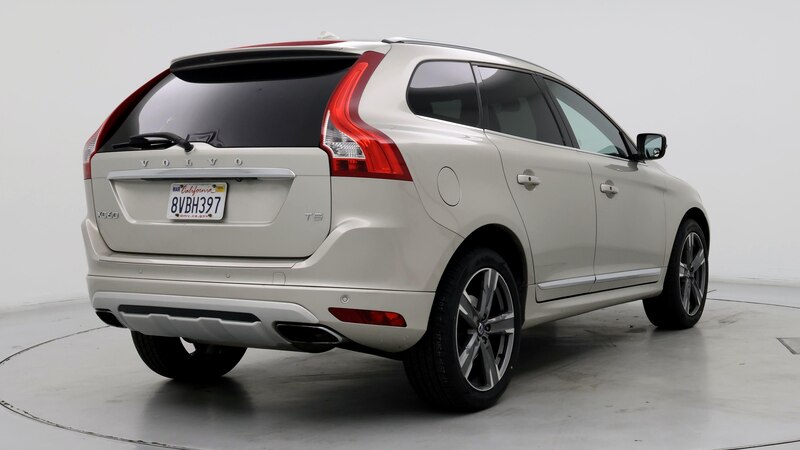 2017 Volvo XC60 T5 Dynamic 8