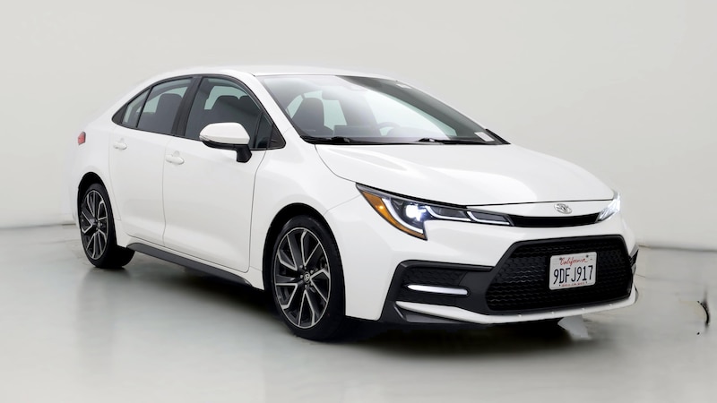 2020 Toyota Corolla SE Hero Image