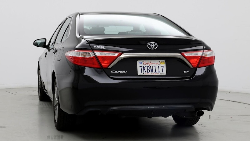 2015 Toyota Camry SE 6