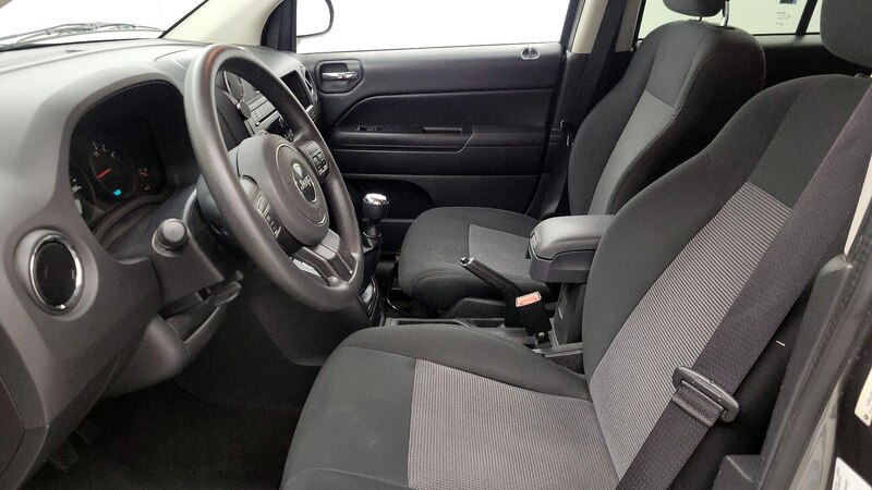 2013 Jeep Compass Sport 11