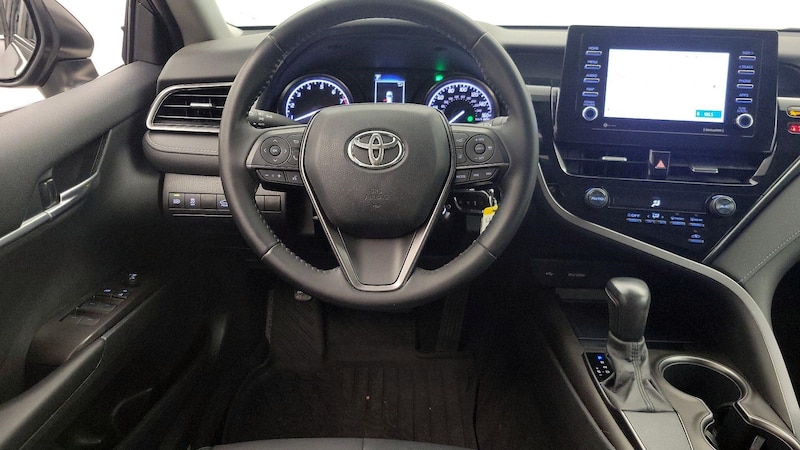 2021 Toyota Camry SE 10