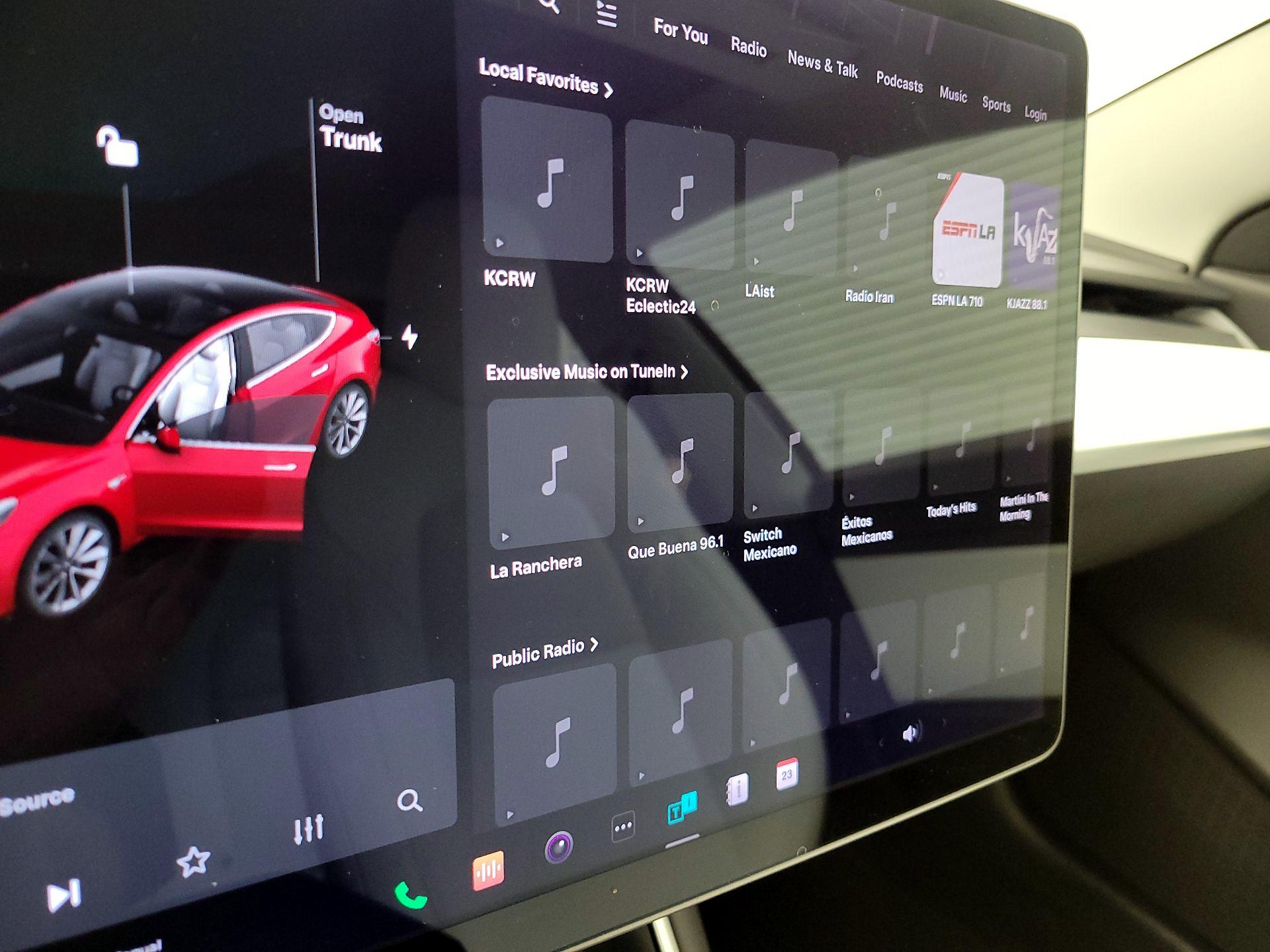 Thumbnail: 2020 Tesla Model 3 - 15