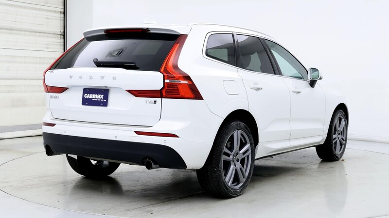 2021 Volvo XC60 T6 Momentum 8