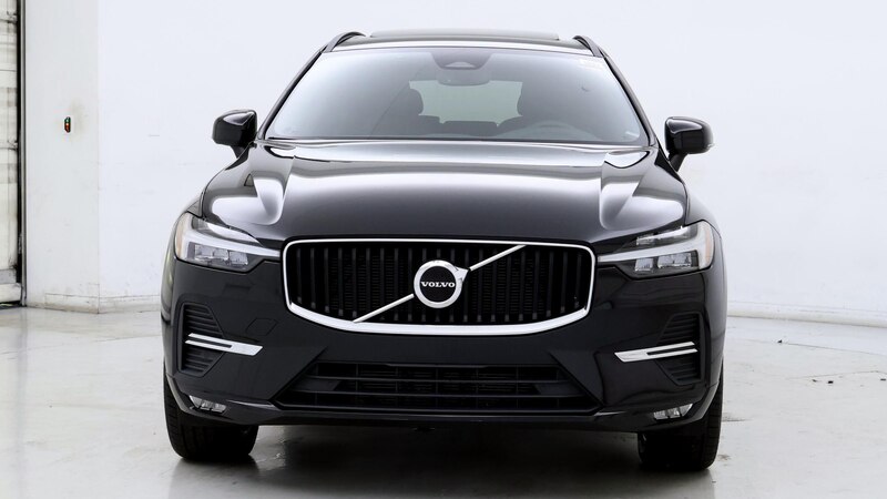 2022 Volvo XC60 B5 Momentum 5