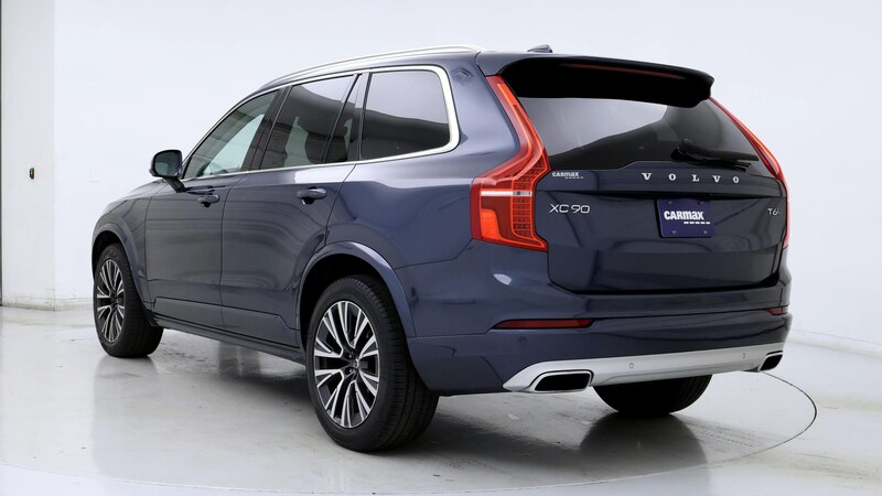 2021 Volvo XC90 T6 Momentum 2