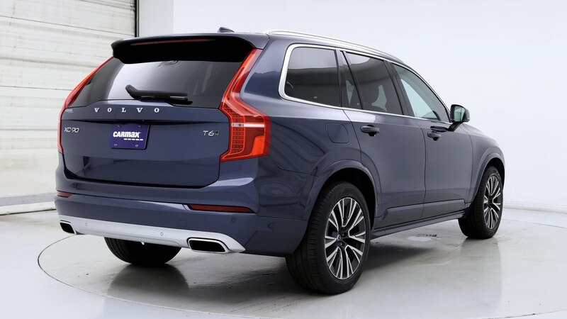 2021 Volvo XC90 T6 Momentum 8