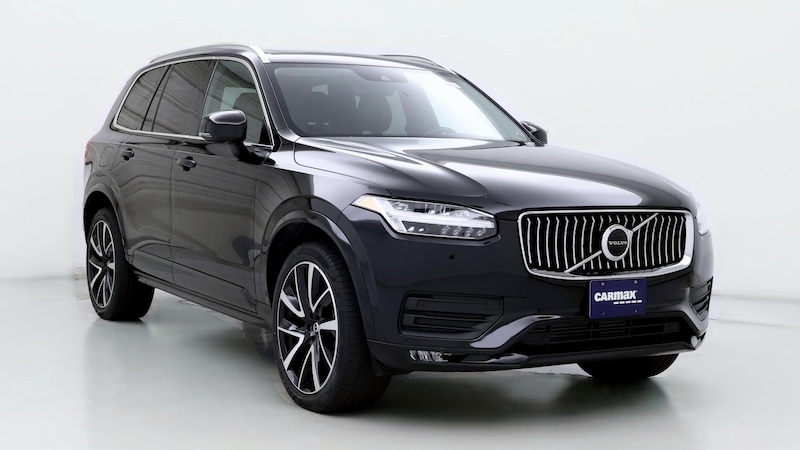 2022 Volvo XC90 T5 Momentum Hero Image