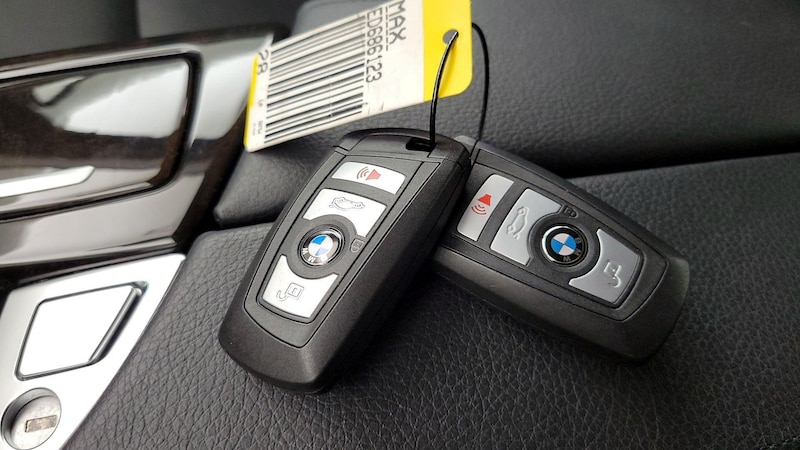2014 BMW 5 Series 535xi 24