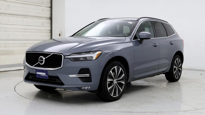 2022 Volvo XC60 B5 Momentum 4