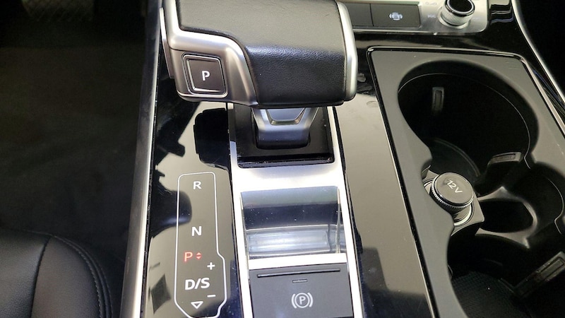 2022 Audi Q7 Premium Plus 17