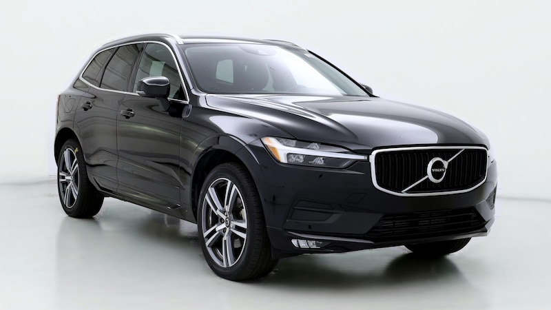 2021 Volvo XC60 T5 Momentum Hero Image