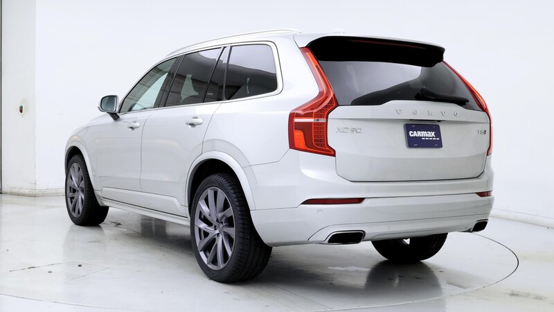 2021 Volvo XC90 T6 Momentum 2