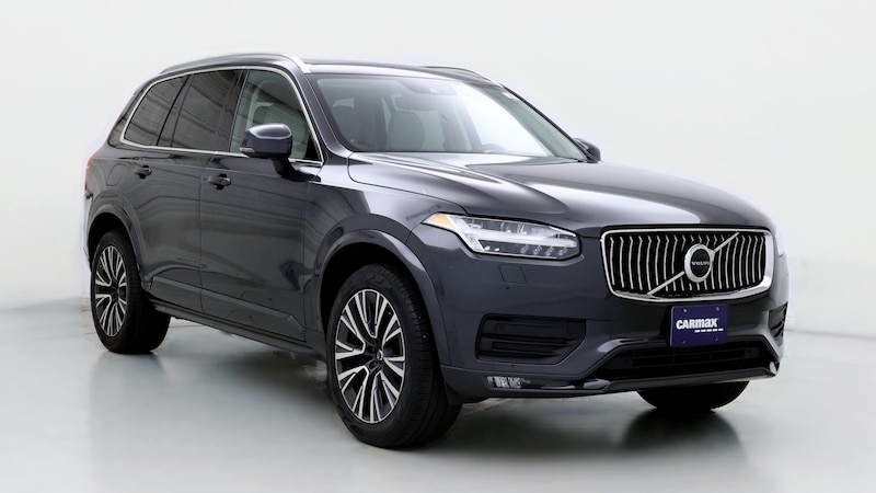 2022 Volvo XC90 T6 Momentum Hero Image