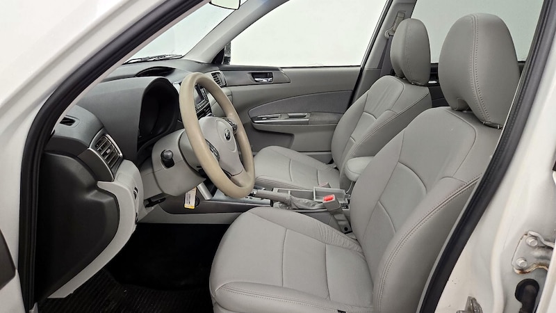 2013 Subaru Forester Premium 11