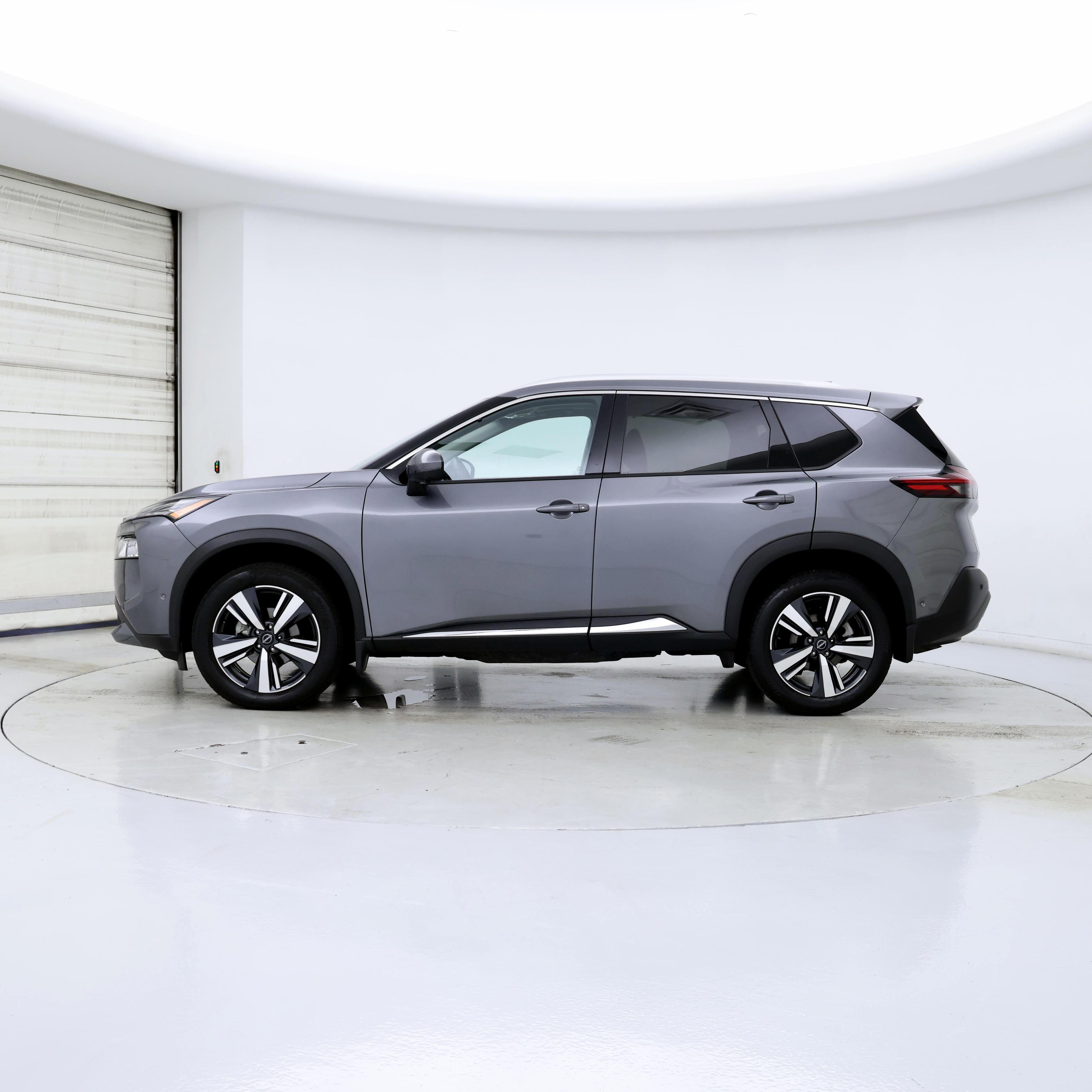 Thumbnail: 2023 Nissan Rogue - 3