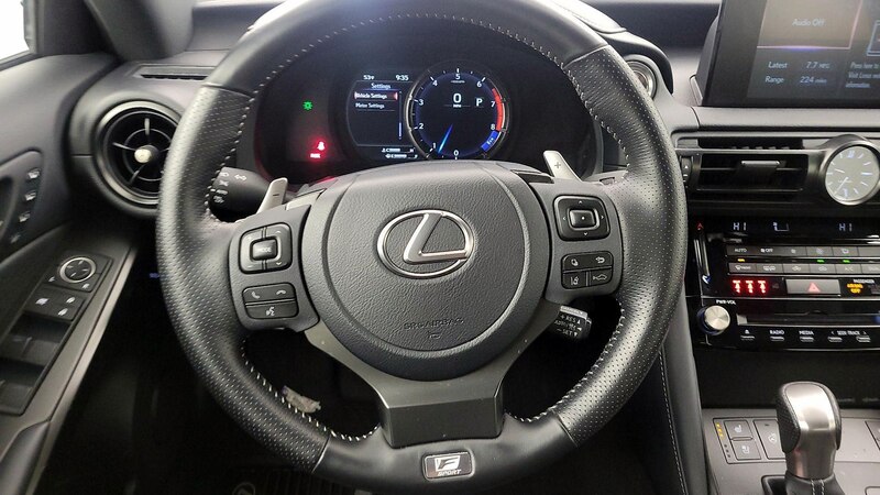 2023 Lexus IS 350 10