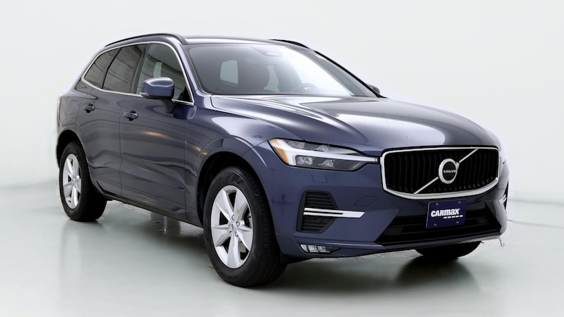 2022 Volvo XC60 B5 Momentum Hero Image