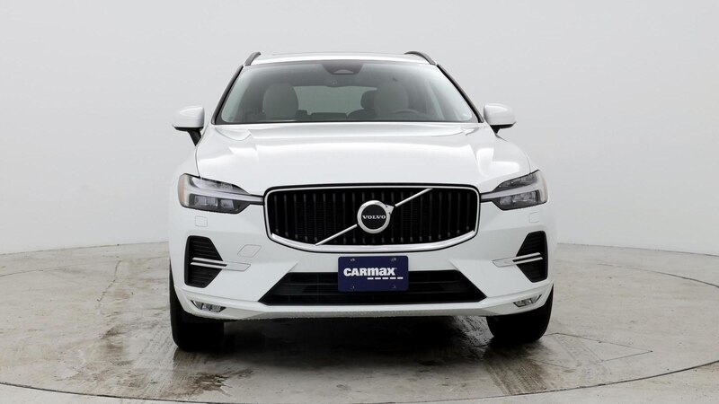 2022 Volvo XC60 B5 Momentum 5