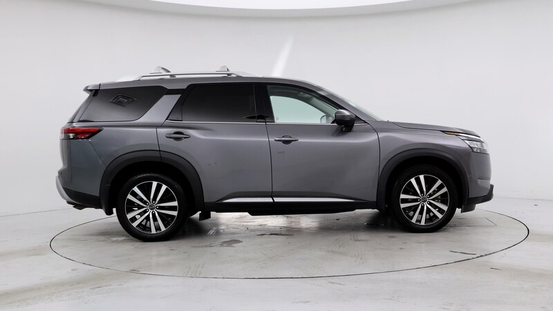 2023 Nissan Pathfinder Platinum 7