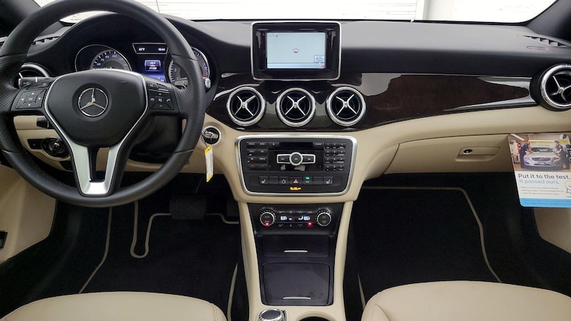 2014 Mercedes-Benz CLA 250 9