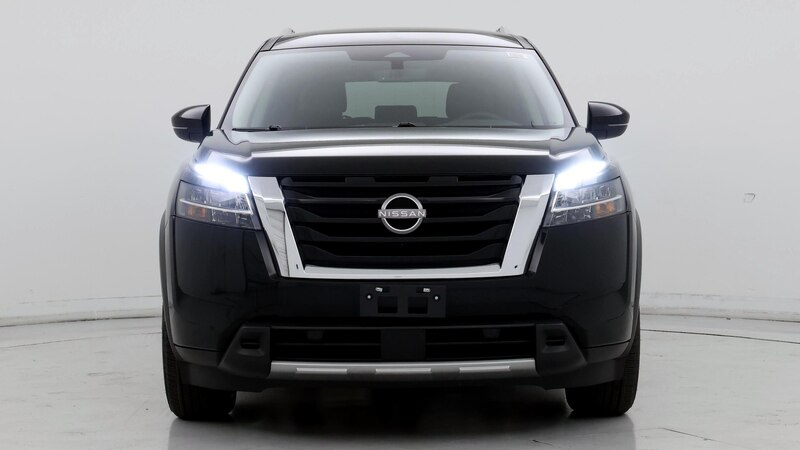 2023 Nissan Pathfinder SL 5