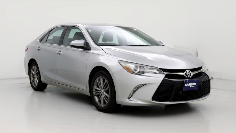 2015 Toyota Camry SE Hero Image