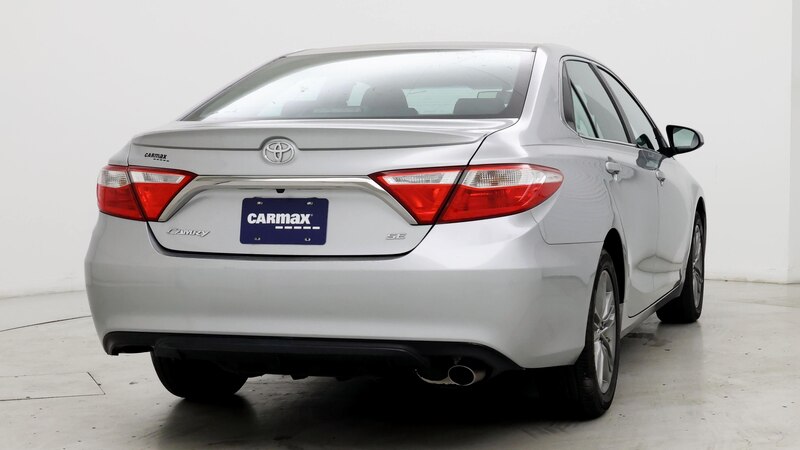 2015 Toyota Camry SE 8