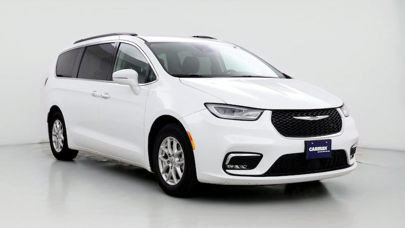 2022 Chrysler Pacifica Touring L Hero Image