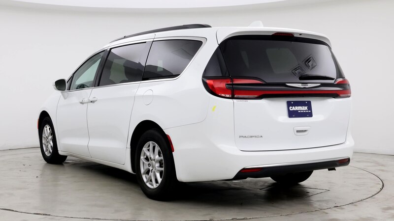 2022 Chrysler Pacifica Touring L 2