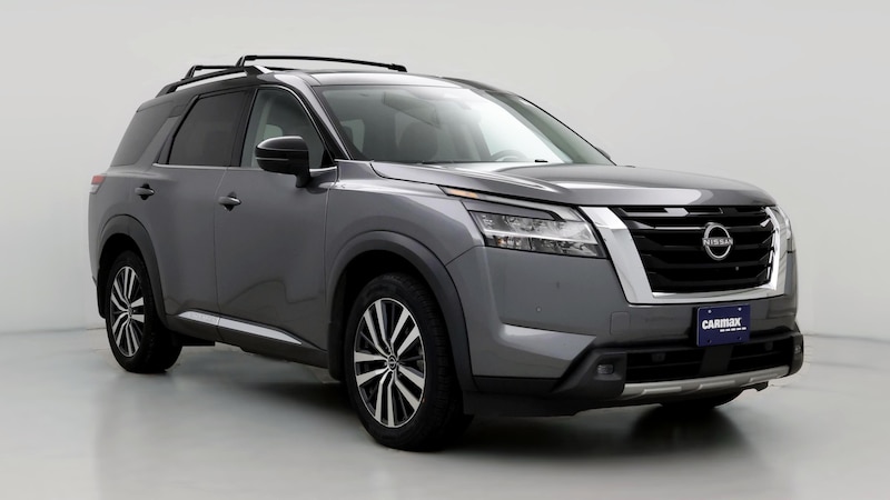 2022 Nissan Pathfinder Platinum Hero Image