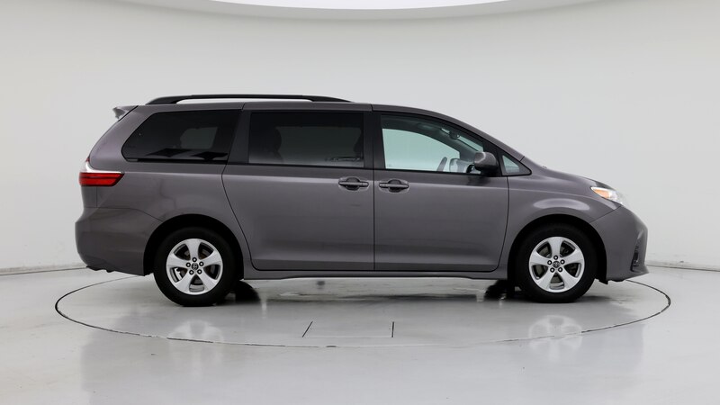 2019 Toyota Sienna LE 7