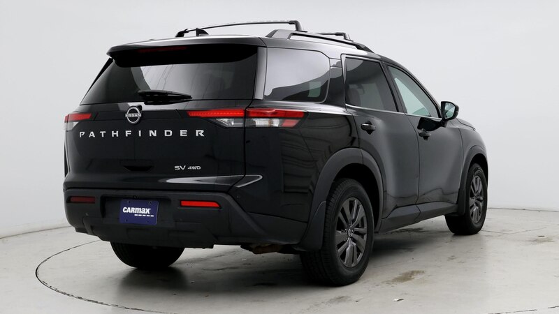 2022 Nissan Pathfinder SV 8