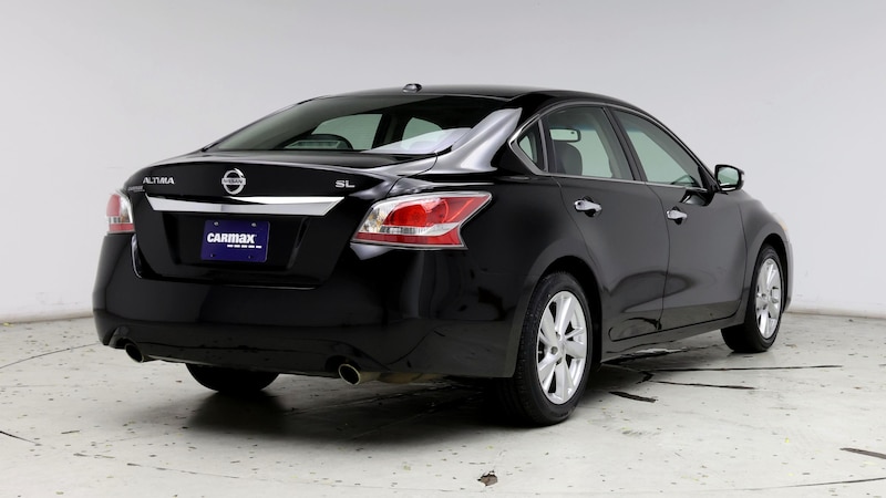 2015 Nissan Altima SL 8