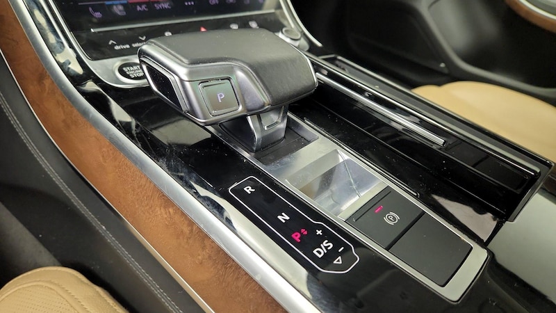 2021 Audi A8 L 17