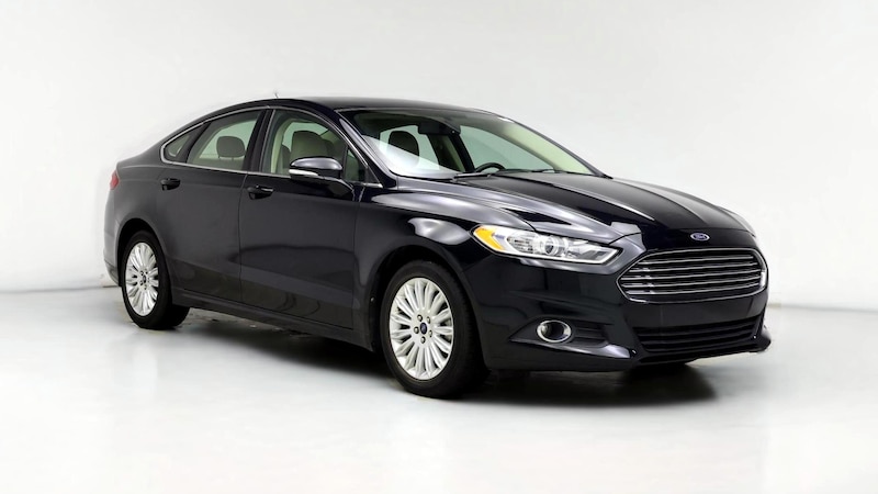 2014 Ford Fusion SE Hero Image