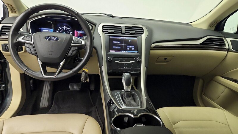 2014 Ford Fusion SE 9