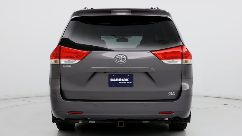 2014 Toyota Sienna XLE 6