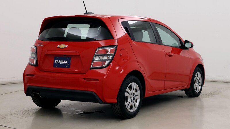 2020 Chevrolet Sonic LT 8