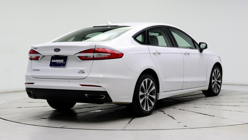 2020 Ford Fusion SE 8