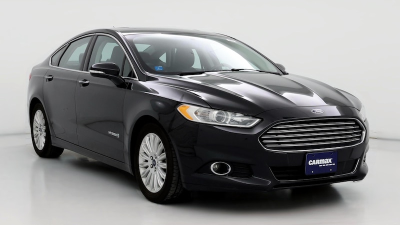 2015 Ford Fusion SE Hero Image