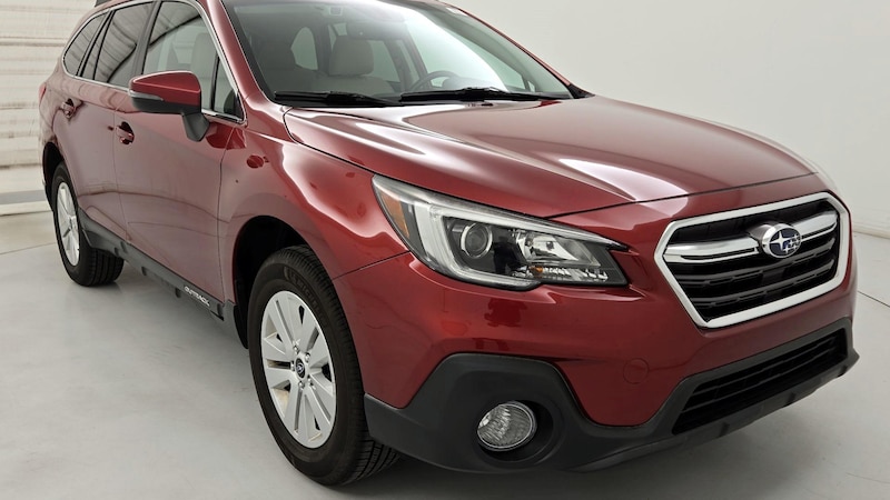 2019 Subaru Outback Premium Hero Image