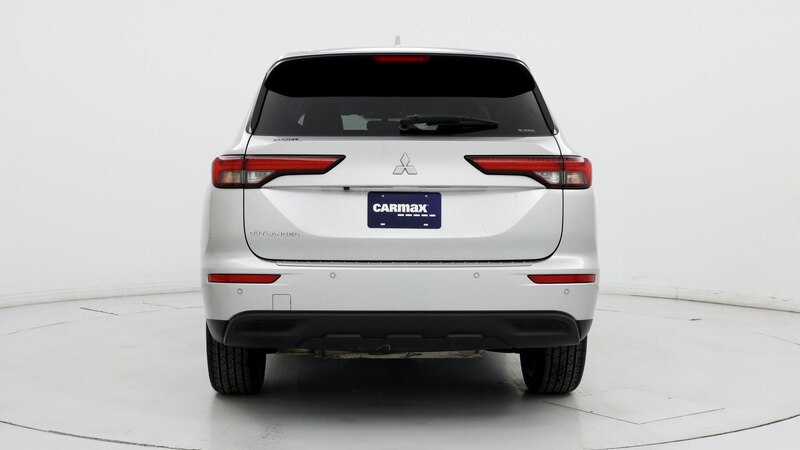 2022 Mitsubishi Outlander ES 6