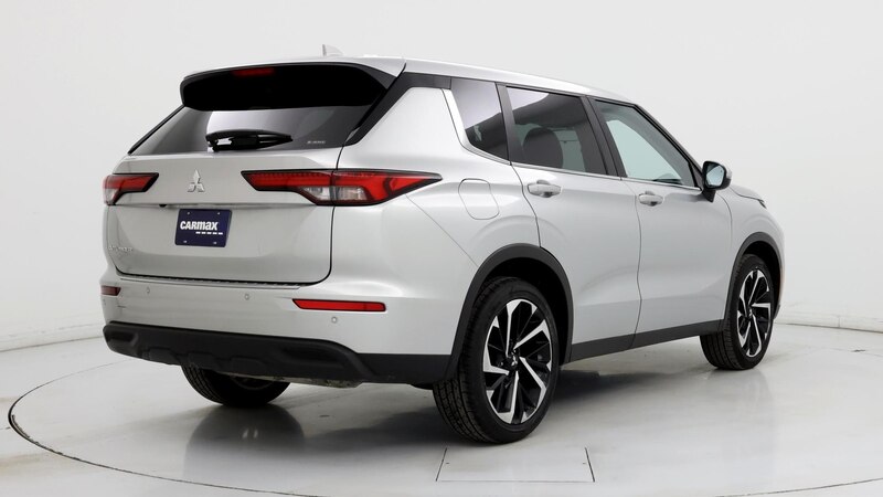 2022 Mitsubishi Outlander ES 8